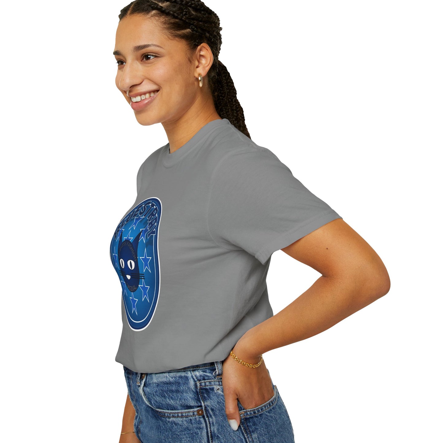 Bluestray Cat Graphic T-Shirt — Retro Star Emblem Tee