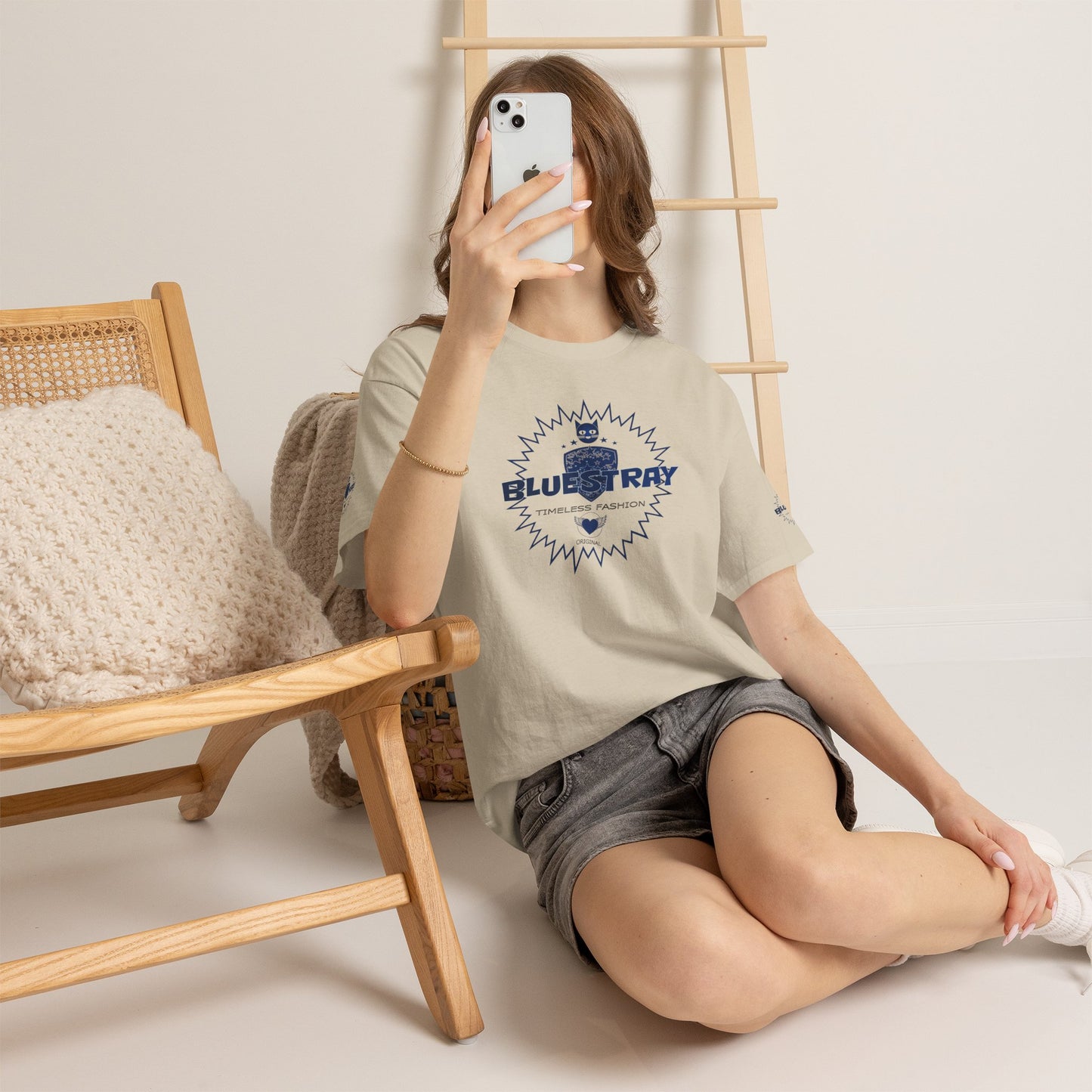 Bluestray Vintage Logo Tee — Timeless Fashion Graphic T-Shirt