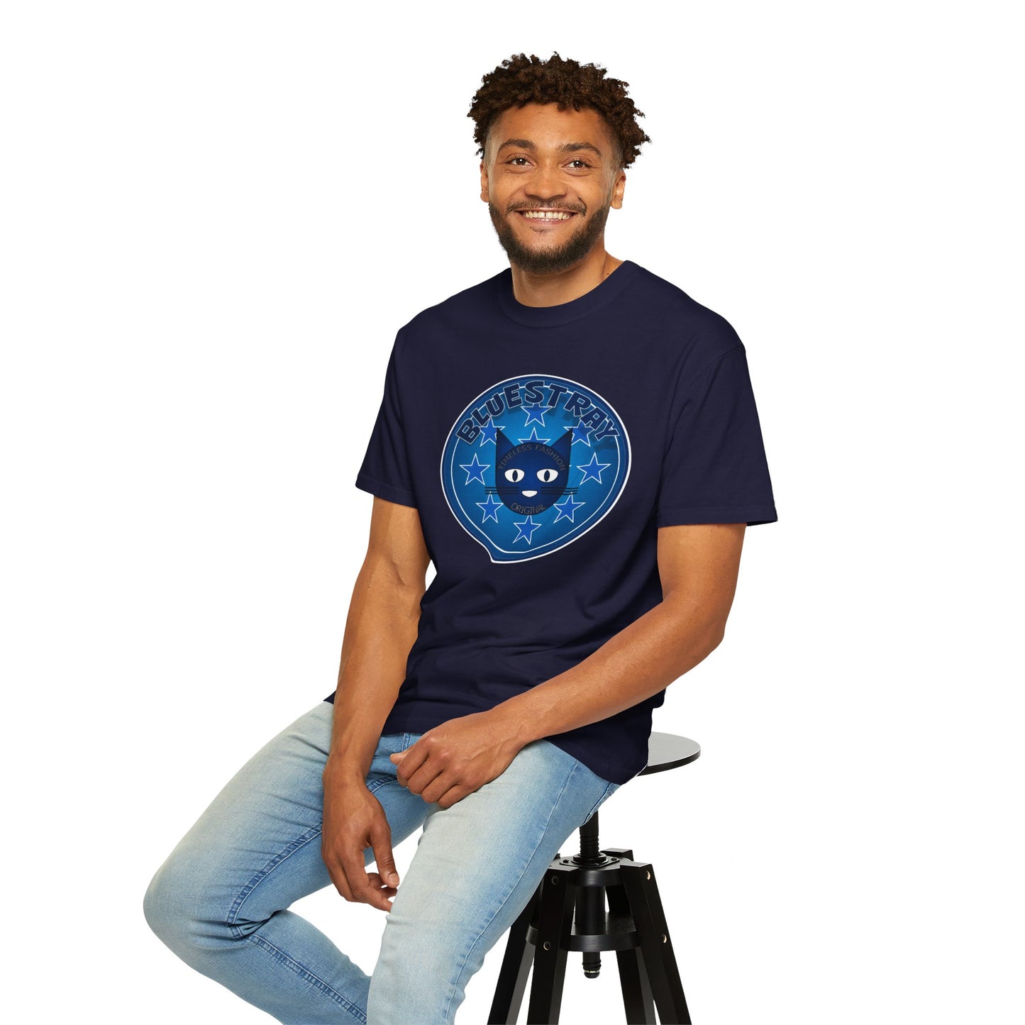 Bluestray Cat Graphic T-Shirt — Retro Star Emblem Tee