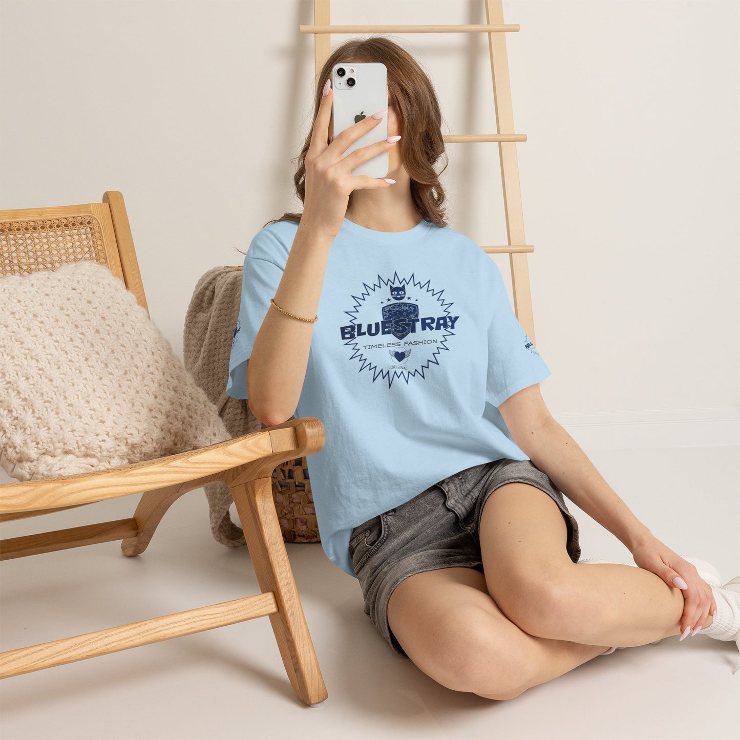 Bluestray Vintage Logo Tee — Timeless Fashion Graphic T-Shirt